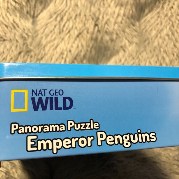 Nat Geo Wild Puzzle 3 In 1 "Emporer Penguins" Collectors Tin 2012 - Picture 4 of 6